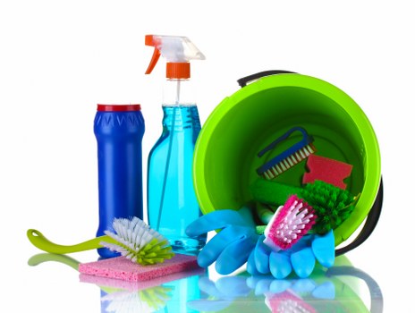 Professional Rainham carpet cleaners restoring a living room carpet